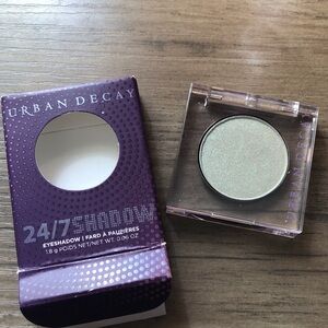 New Urban Decay 24/7 Eyeshadow in Lucid shade (.06 oz)